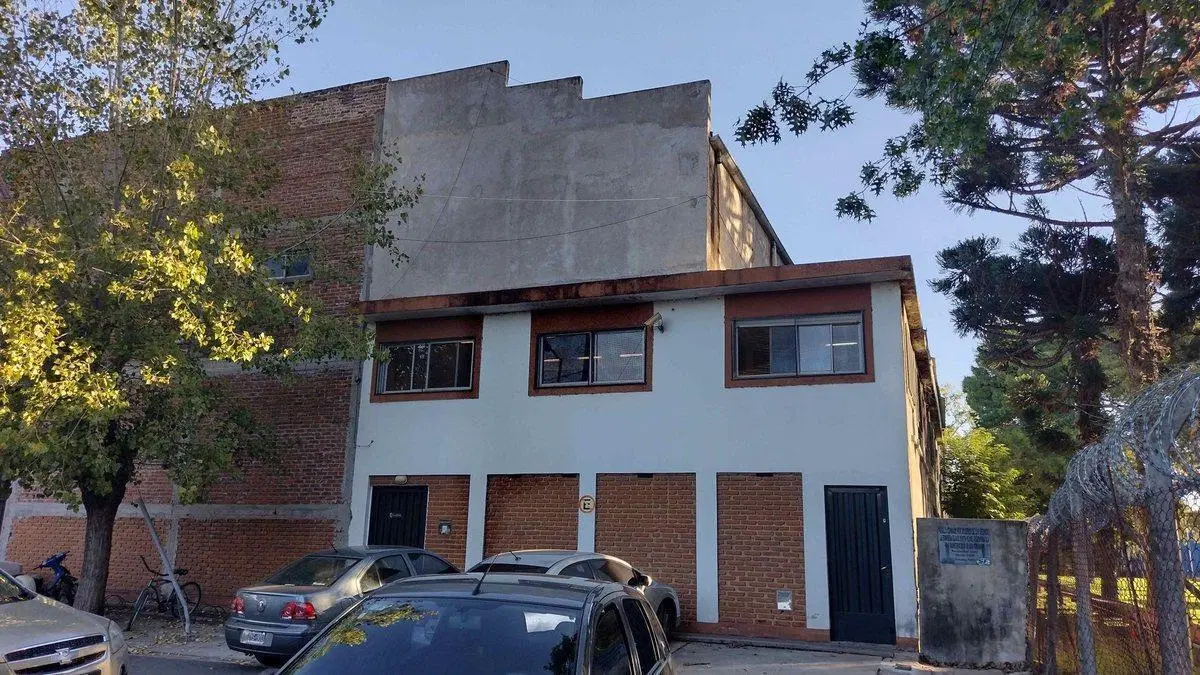 VENTA GALPÓN VICTORIA 2