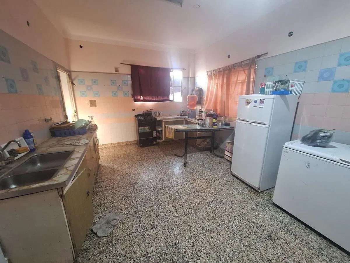 Casa en venta 3 ambientes, San miguel, con parque. 5