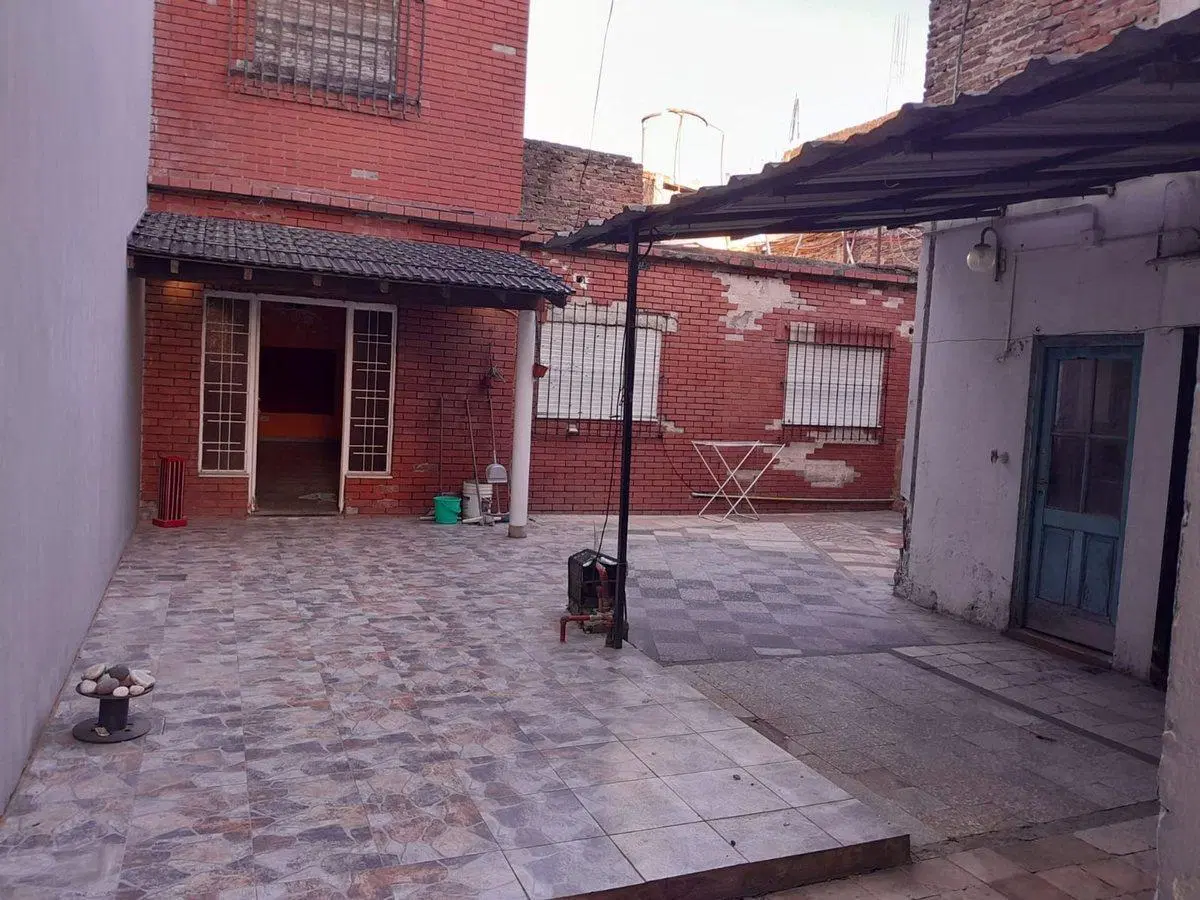 VENTA DEPARTAMENTO CON LOCAL GREGORIO DE LAFERRERE 4