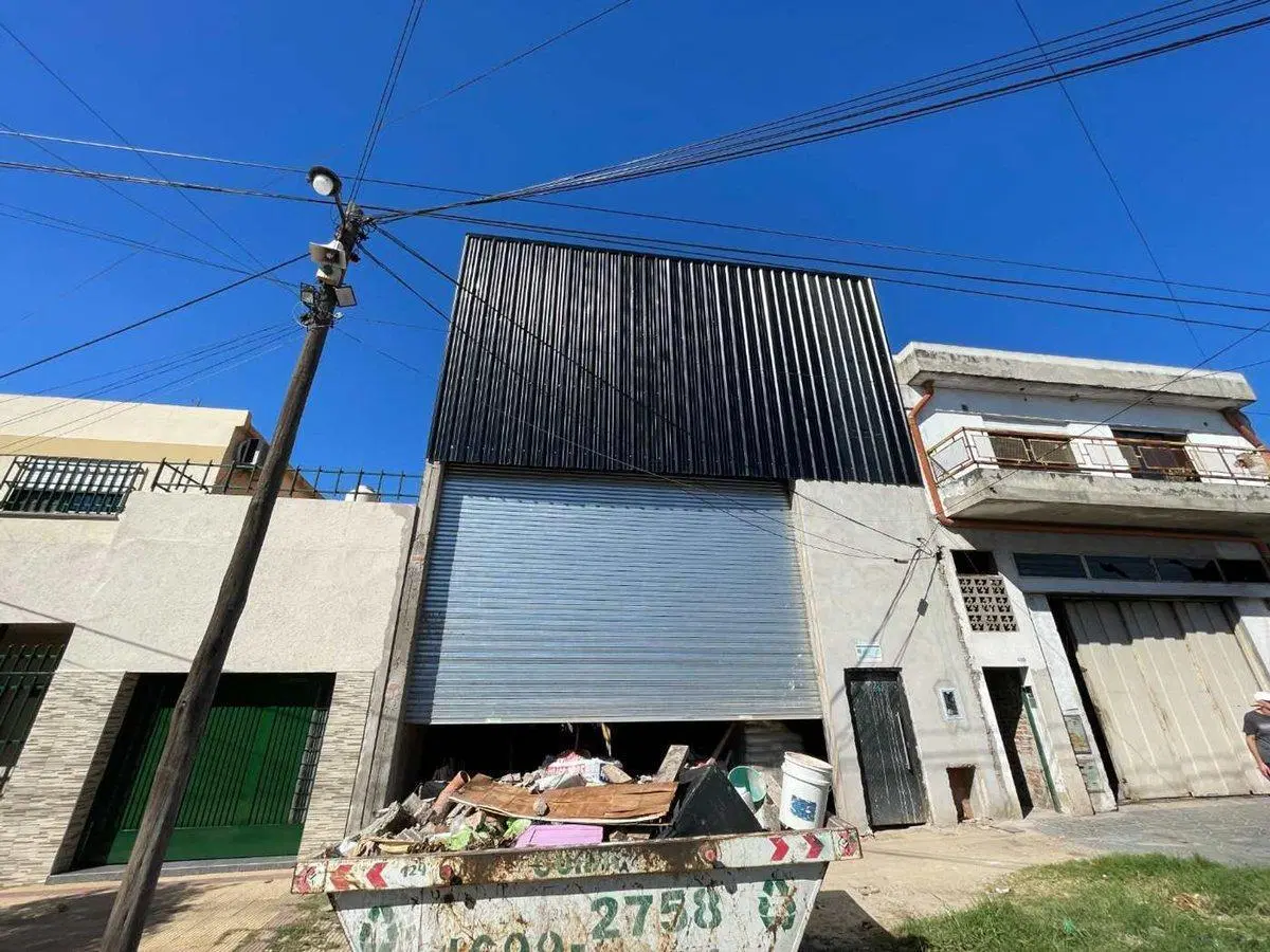 DEPOSITO ALQUILER A ESTRENAR DE 400m2 - CIUDADELA 3