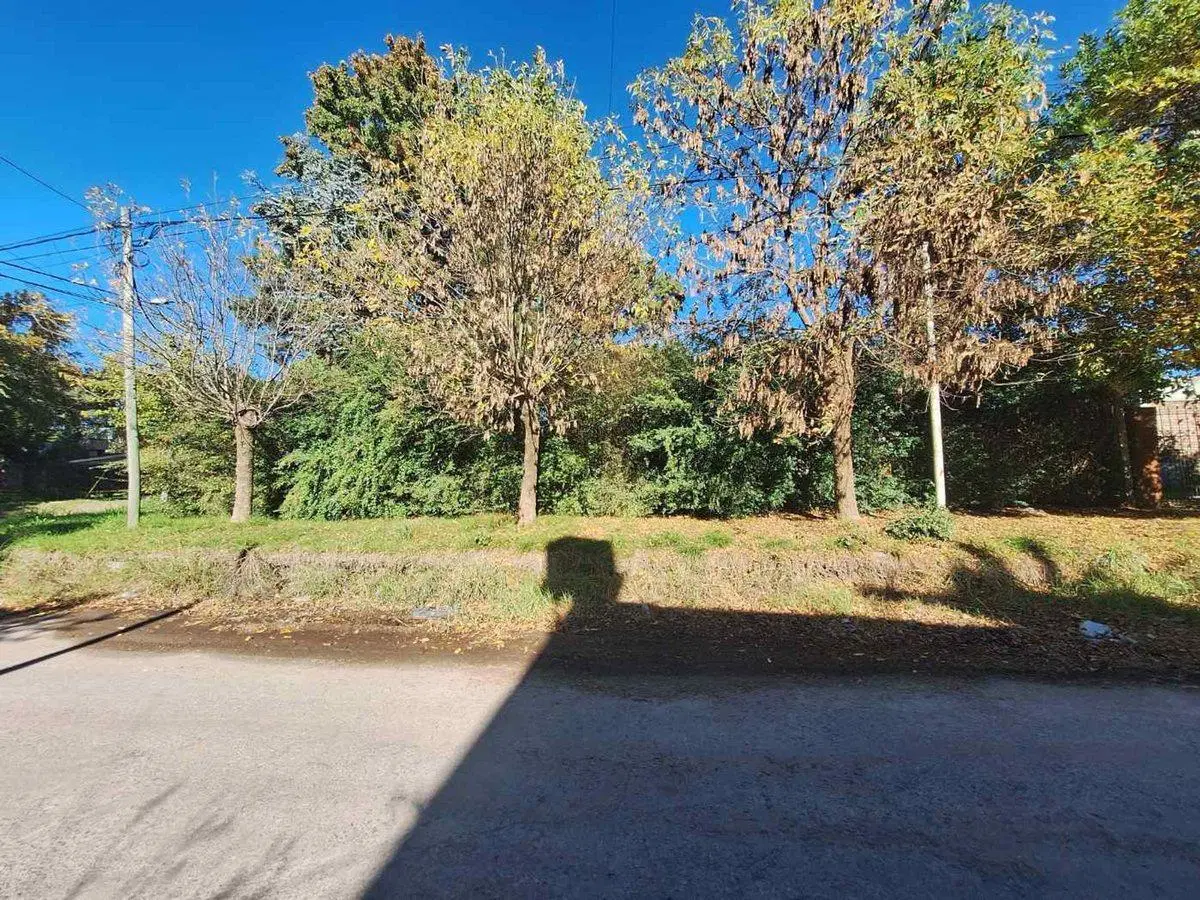 Venta terreno de 216 m2 , José C Paz 4