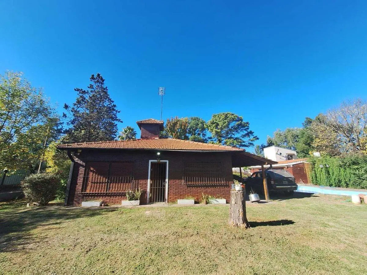 Casa 4 amb, quincho y pileta, 1892 m2, jose c paz. 2