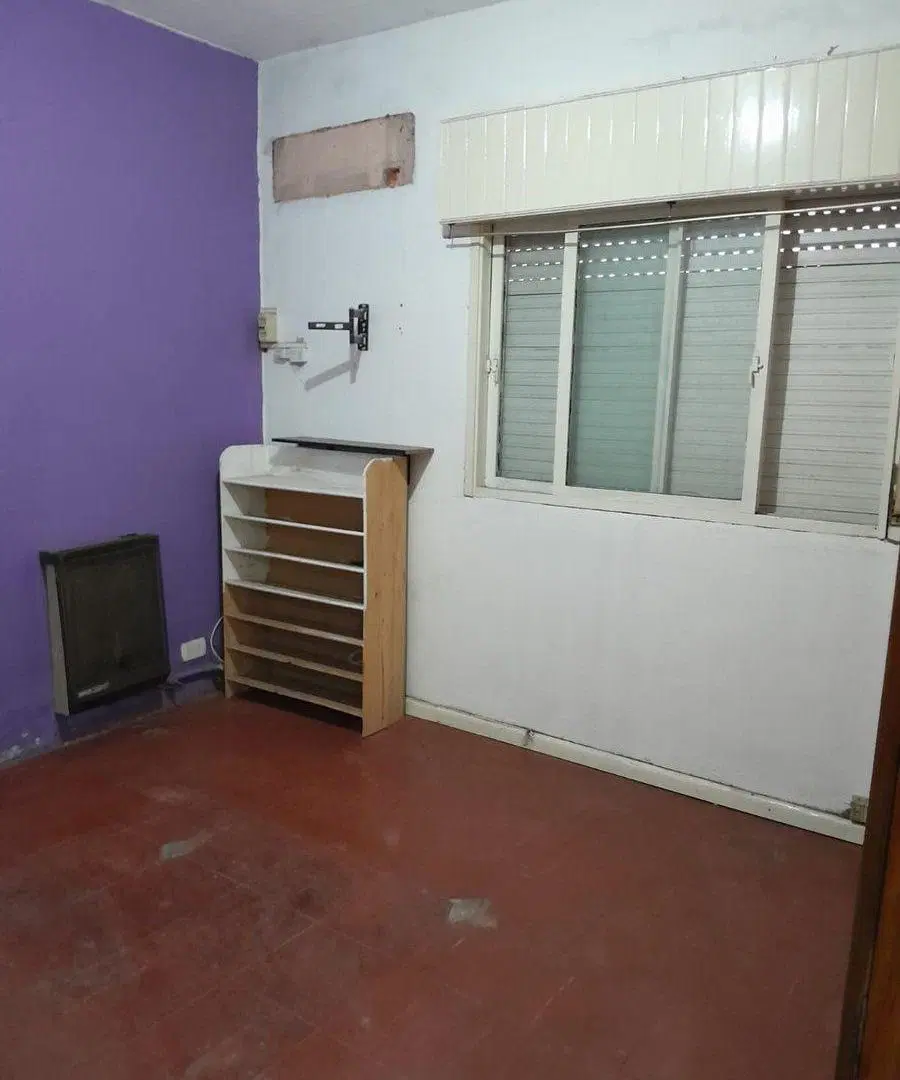 VENTA 2  LOCALES CON DEPARTAMENTOS LAFERRERE 5