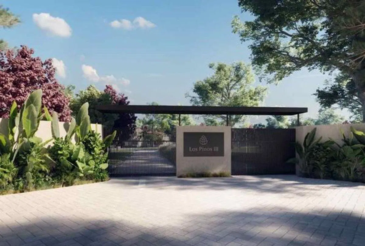 VENTA DE LOTES EN BARRIO CERRADO "LOS PINOS III" 2