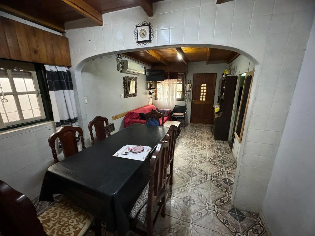 VENTA CASA 3 AMB + DEPTO 3 AMB EN JCP APTO CREDITO 3