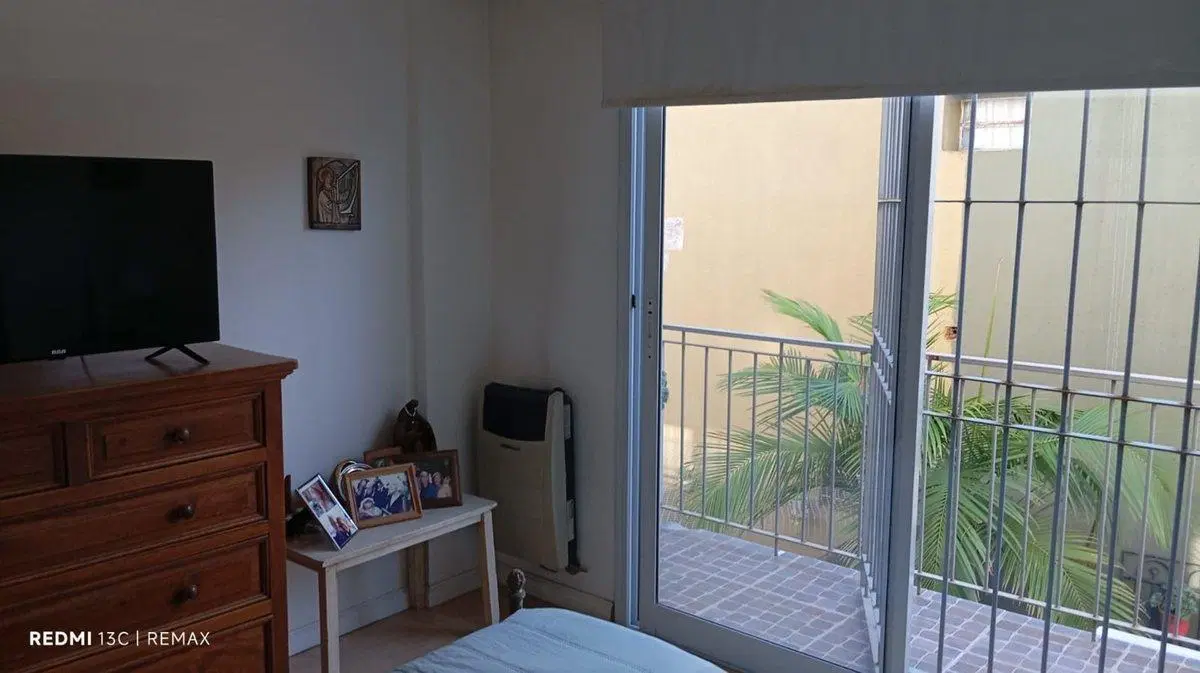 VENTA CASA TRIPLEX 4 AMBIENTES PATIO BELLA VISTA 5