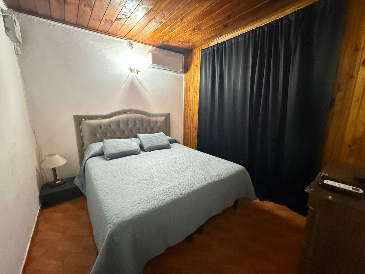 VENTA CASA 3 AMBIENTES + DEPARTAMENTO APTO CREDITO