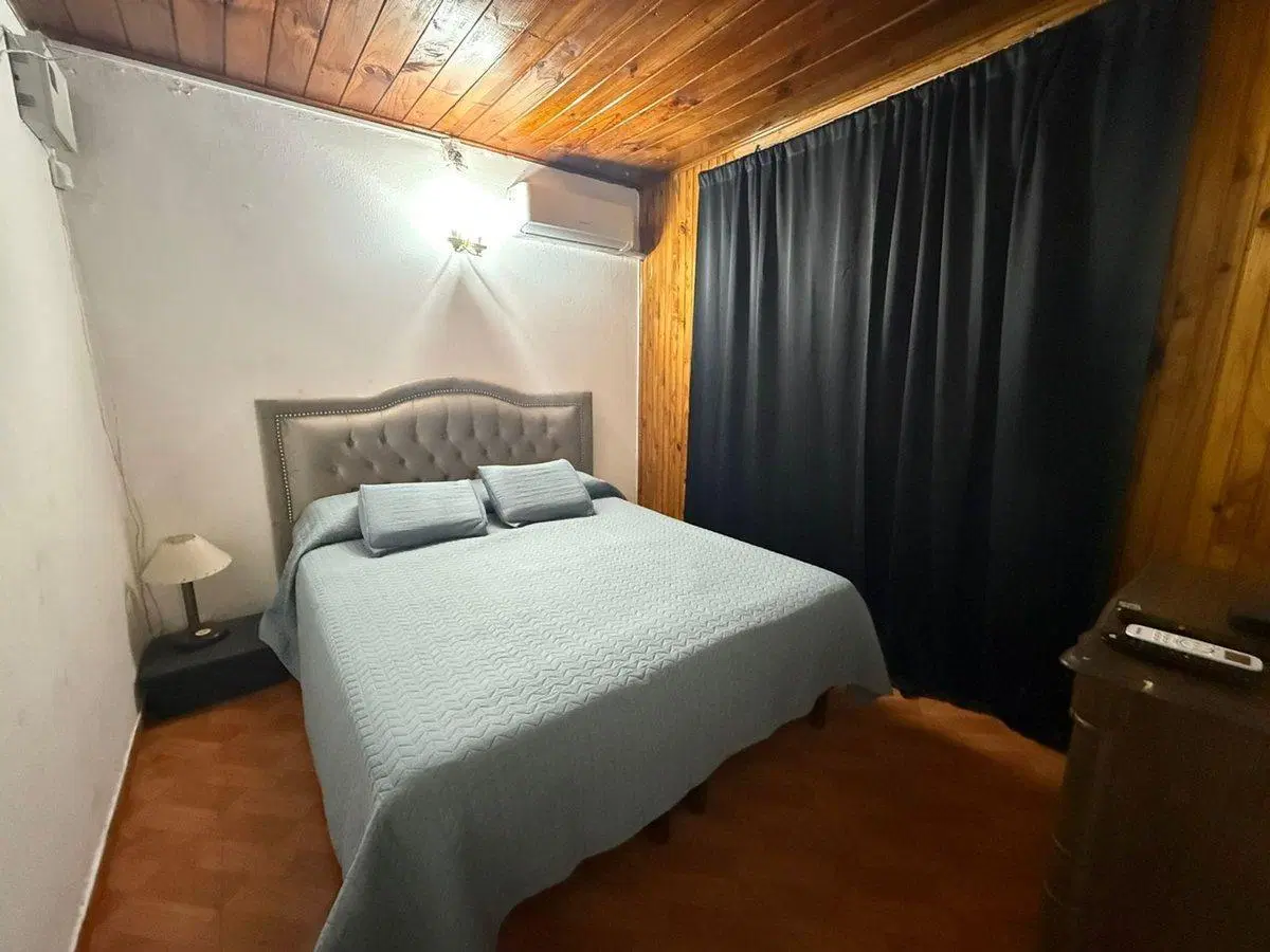 VENTA CASA 3 AMBIENTES + DEPARTAMENTO APTO CREDITO 2