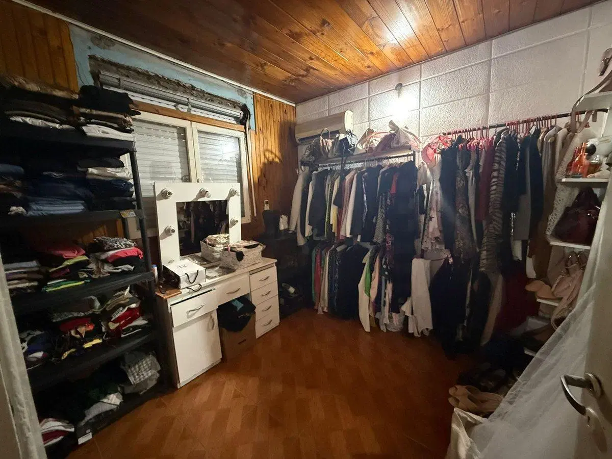 VENTA CASA 3 AMBIENTES + DEPARTAMENTO APTO CREDITO 4