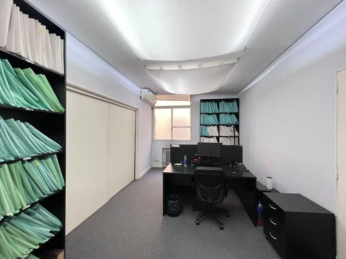 ALQUILER OFICINAS EN BLOQUE MICROCENTRO 2