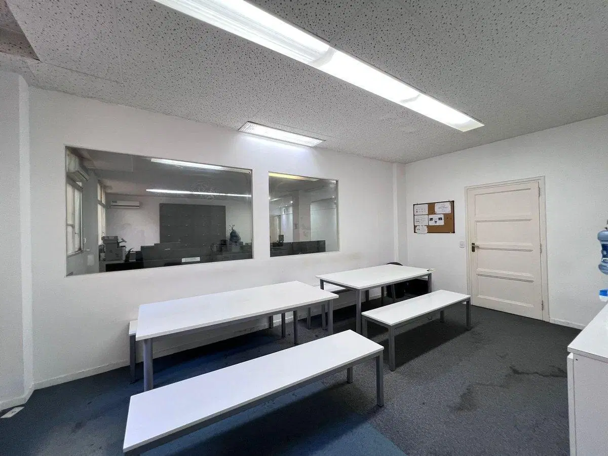 ALQUILER OFICINAS EN BLOQUE MICROCENTRO 4