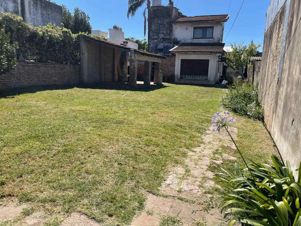 VENTA CASA Y PH 3 AMB JARDIN MARTIN CORONADO 2