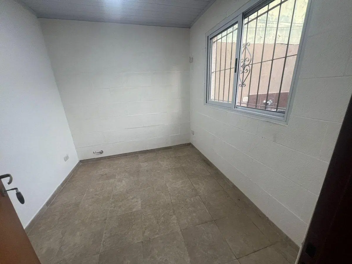 VENTA 2 PH CON JARDIN Y COCHERA EN BLOCK CASTELAR 2