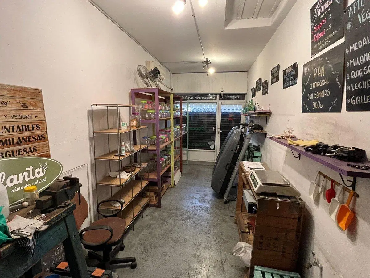VENTA CASA 4 AMBIENTES AVELLANEDA 2