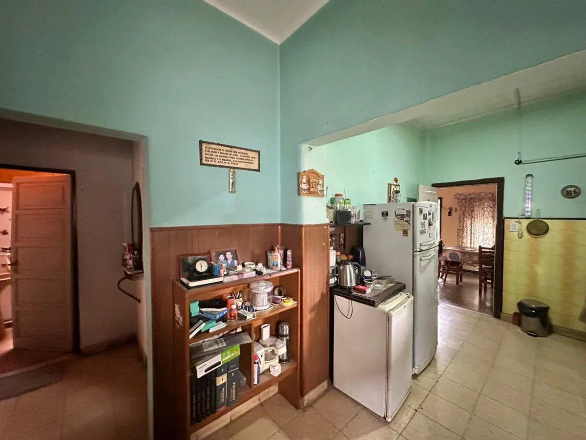 VENTA CASA 4 AMBIENTES CON JARDÍN EN CASTELAR 3