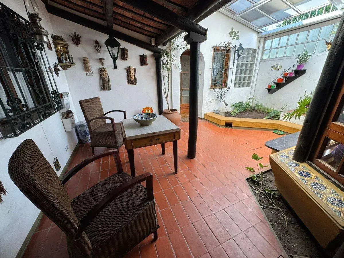 VENTA CASA 4AMB QUINCHO Y COCHERA + GALPON MERLO 5