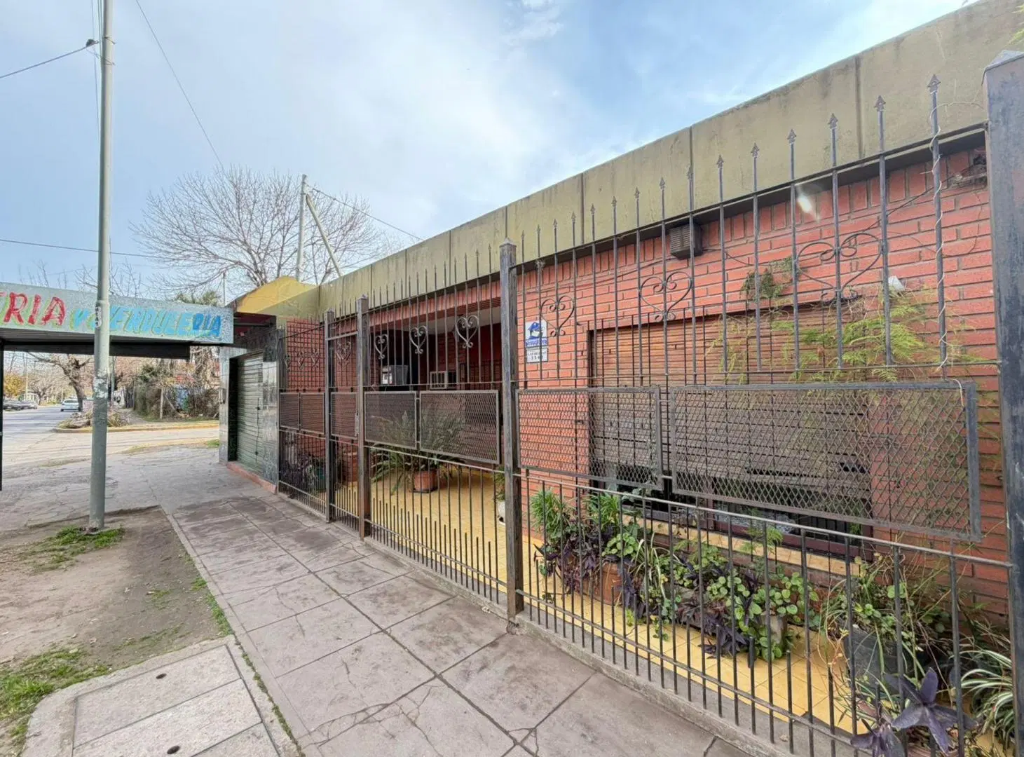 Venta Casa 4 amb 2 Locales San Miguel OPORTUNIDAD 5