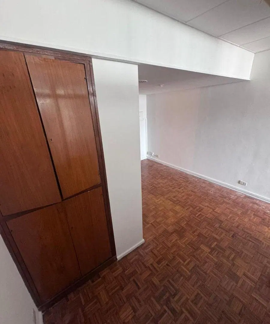 VENTA OFICINA MICROCENTRO PLAZA DE MAYO 2 DESPACHO 3