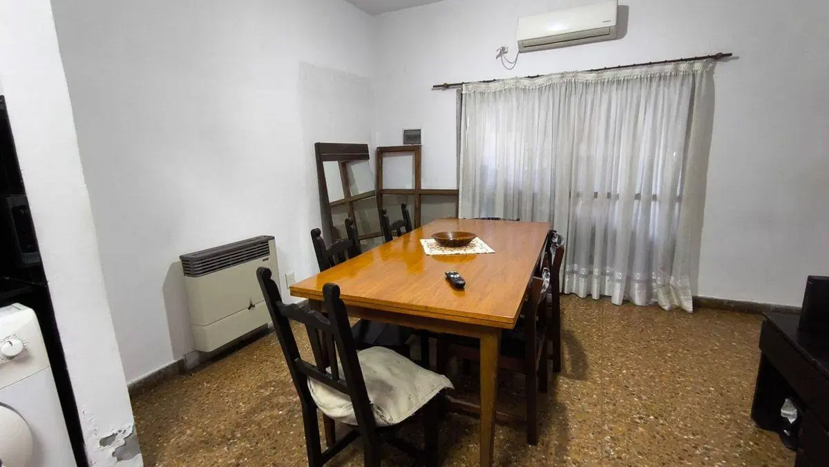 VENTA CASA CON DEPTO LOCAL JARDIN COCHERA PODESTA 5