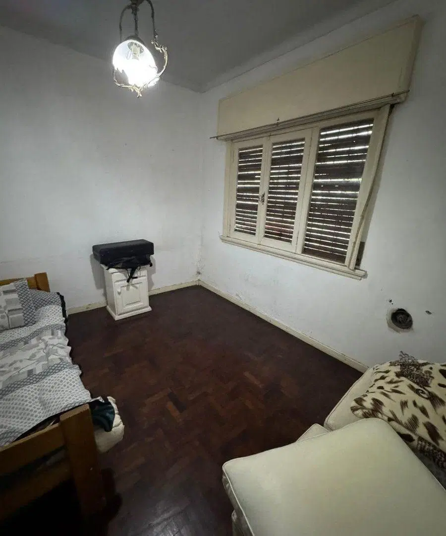 VENTA DE CASA 4 AMB. - LOTE 378 MTS - ITUZAINGO 4