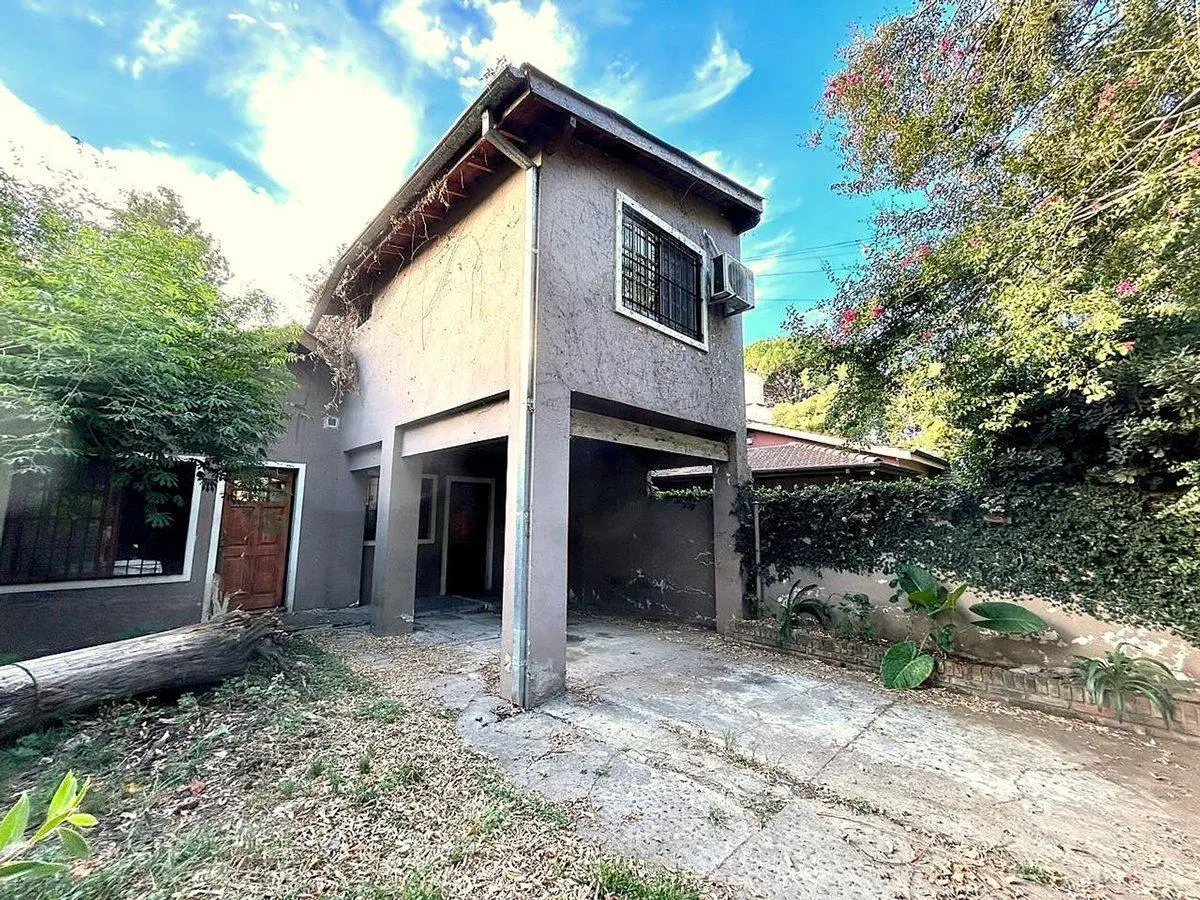 VENTA CASA 5 AMB. GARAGE PARQUE BELLA VISTA 5