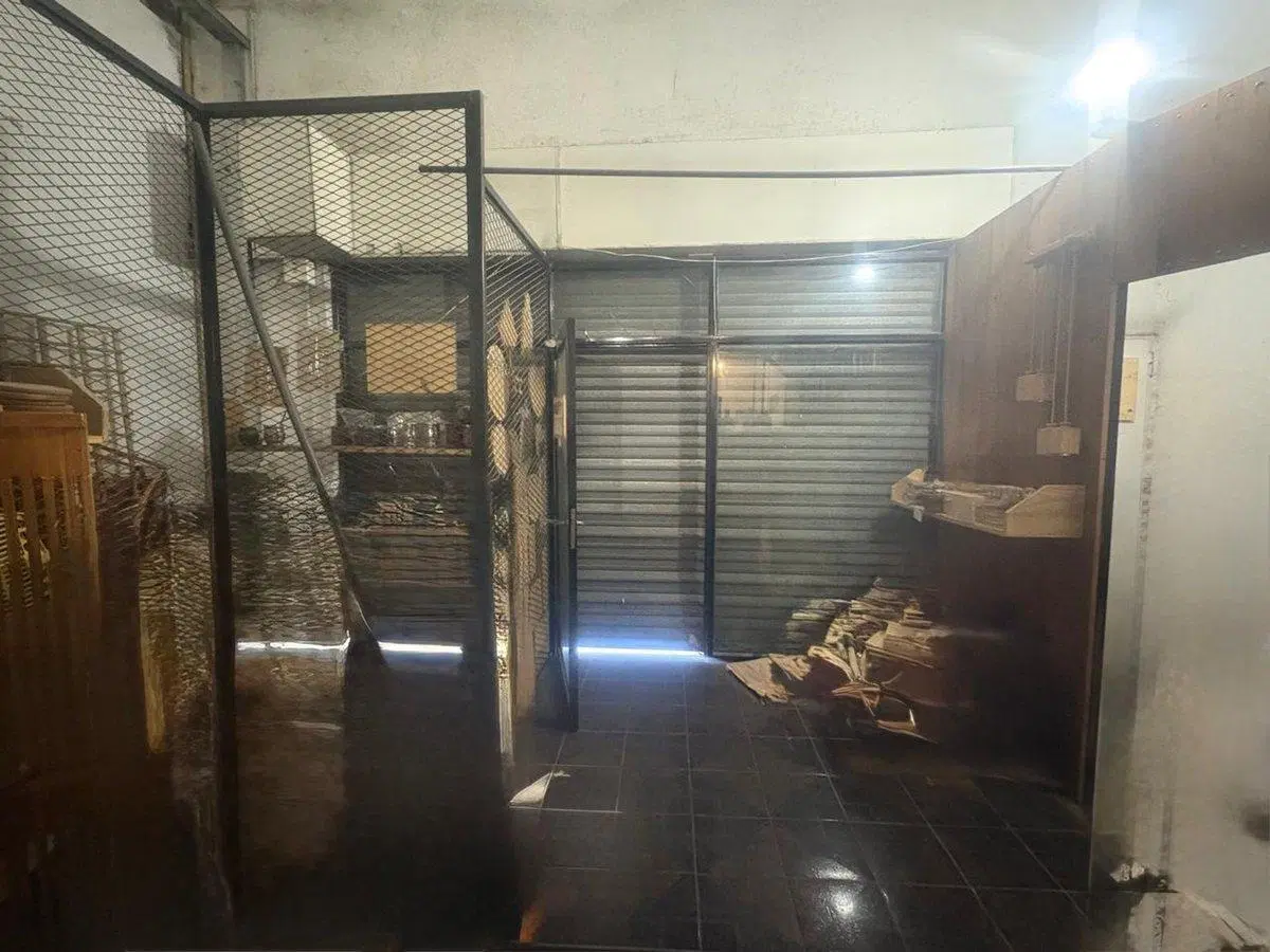 VENTA GALPON CON LOCAL COMERCIAL 450MTS 4