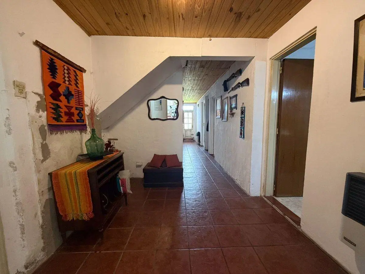 VENTA CASA 5 AMBIENTES ADOLFO SOURDEAUX 3
