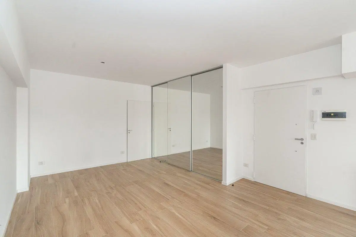 VENTA MONOAMBIENTE A ESTRENAR CON BALCON 5