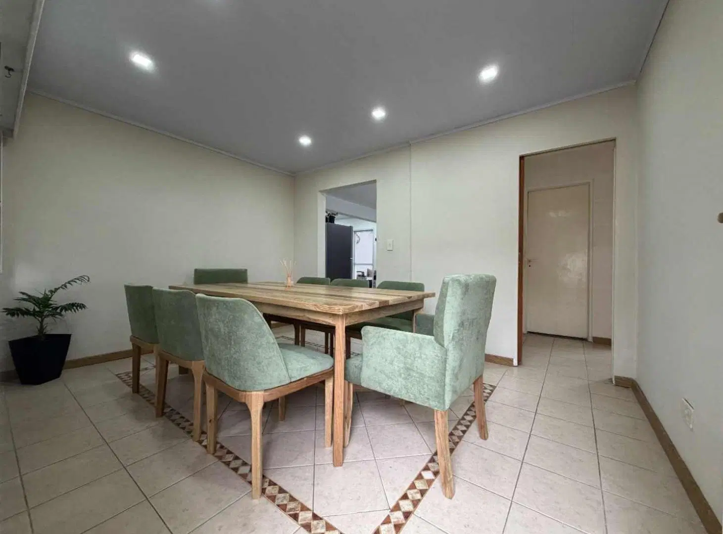 VENTA CASA 4 AMB. C/PATIO, PARRILLA - PILAR CENTRO 3