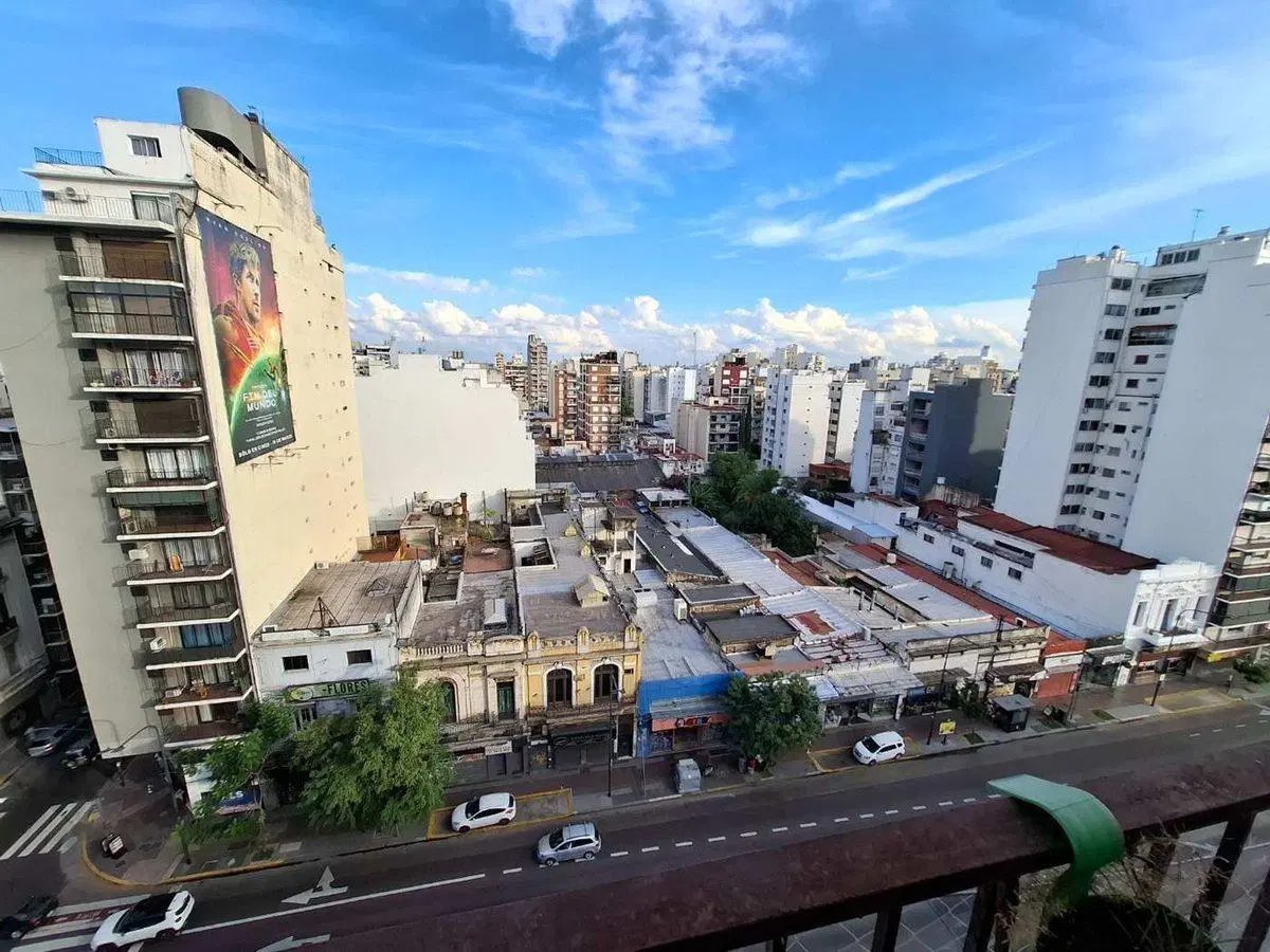 VENTA DEPTO 4 AMB FLORES BALCÓN VISTA ABIERTA ALTO 2