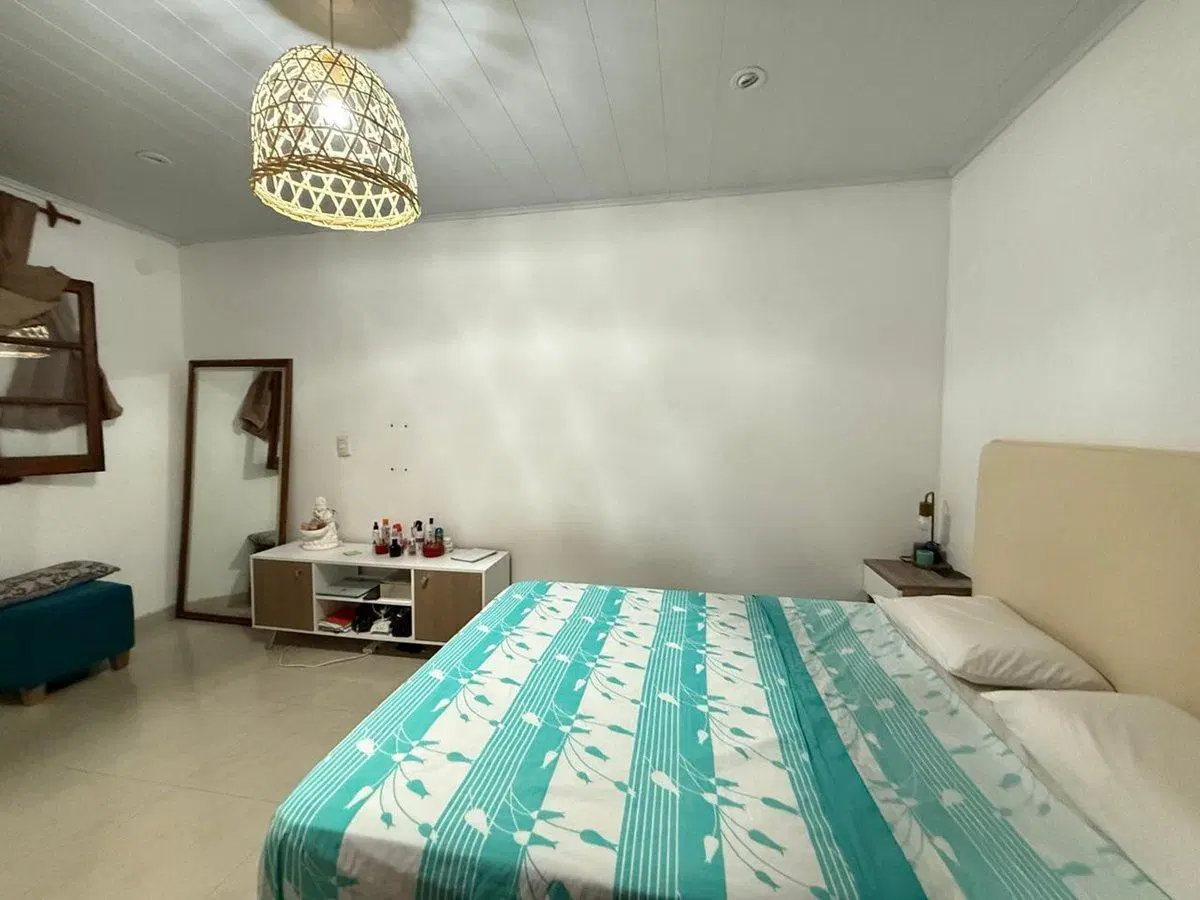 VENTA CASA 4 AMB. VILLA DE MAYO. PARQUE 3