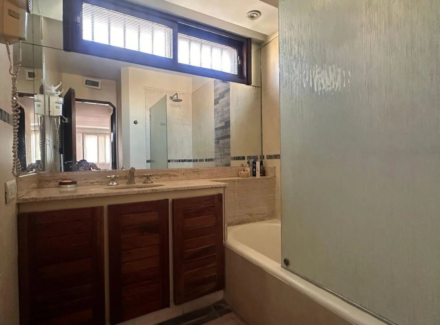 VENTA CASA 6 AMB HURLINGHAM BARRIO INGLES 5