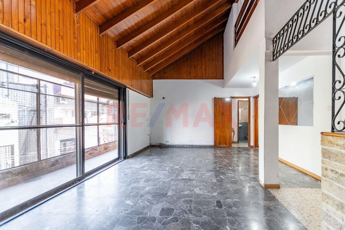 Foto de VENTA PH 6 AMBIENTES BALCON TERRAZA Y PARRILLA, imagen 2