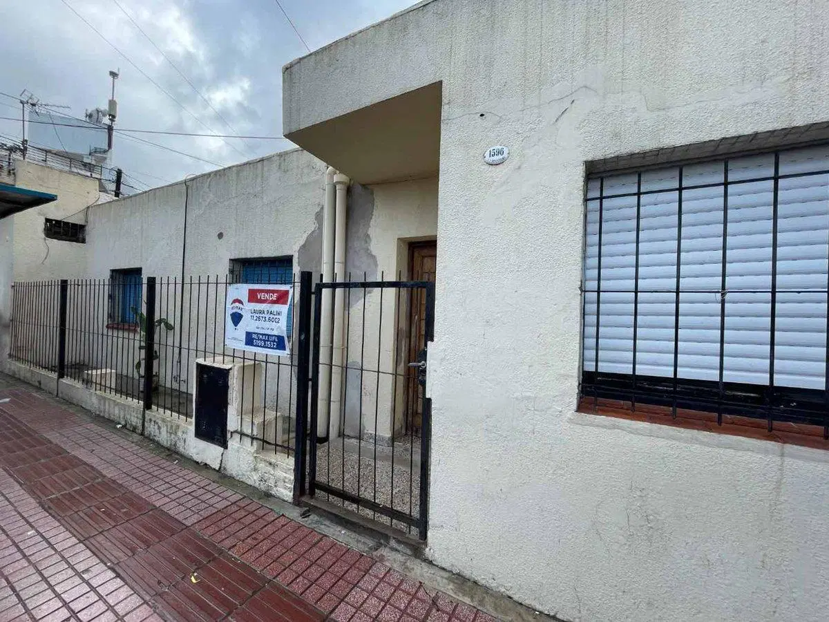 VENTA PH + LOCAL ZONA COMERCIAL ADOLFO SOURDEAUX 5