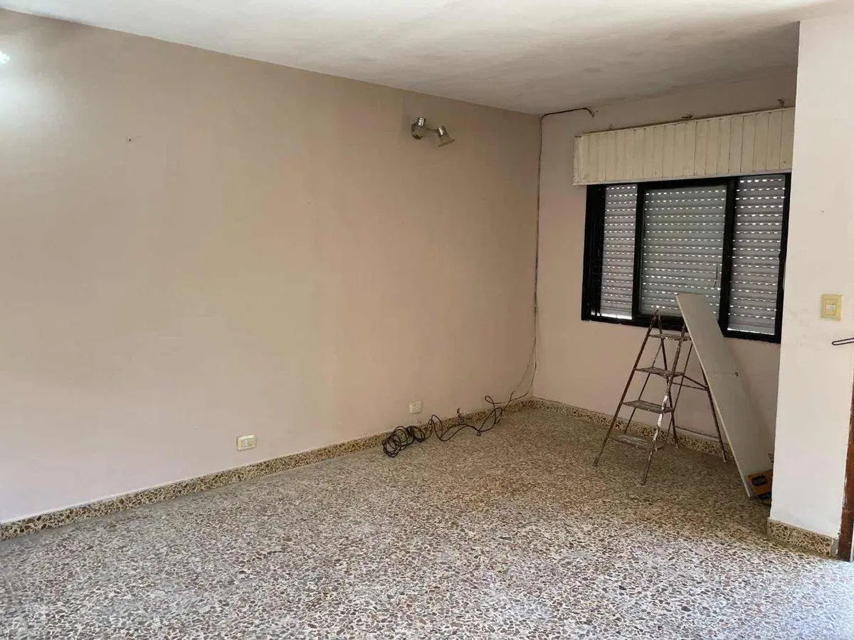 VENTA PH + LOCAL ZONA COMERCIAL ADOLFO SOURDEAUX 3