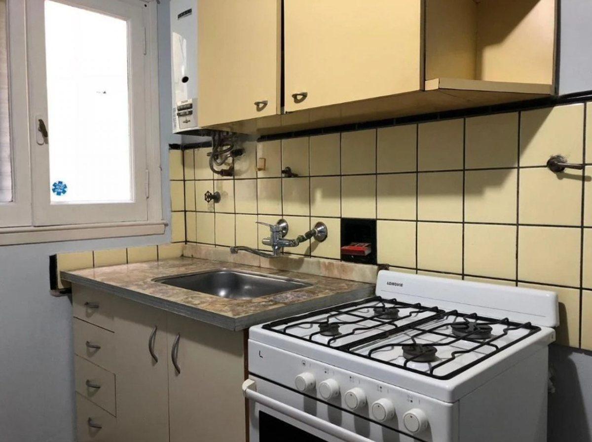 Foto de VENTA DEPARTAMENTO 2 AMB C/LOCAL AL FRENTE-LUGANO, imagen 5