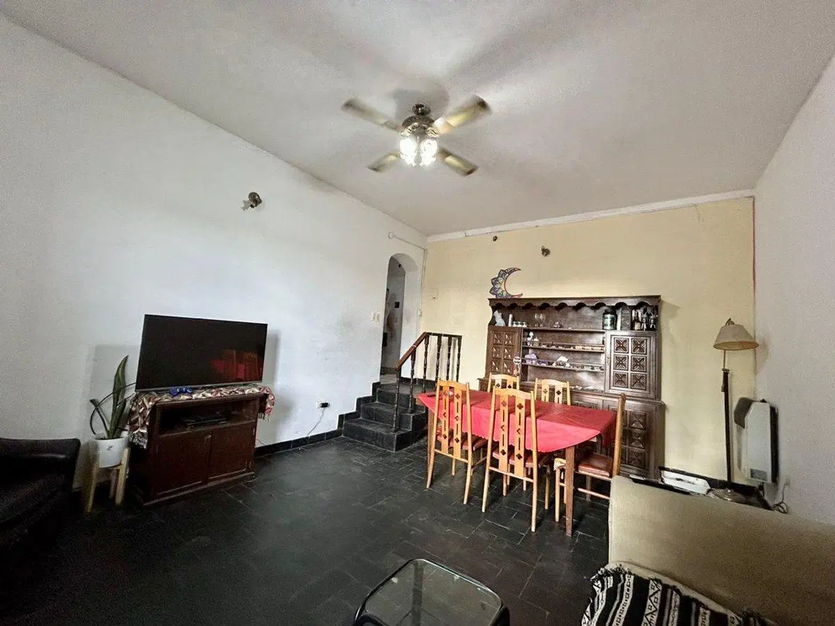 VENTA CASA 4 AMB. 190m2-GARAJE TERRAZA  V. LYNCH 3