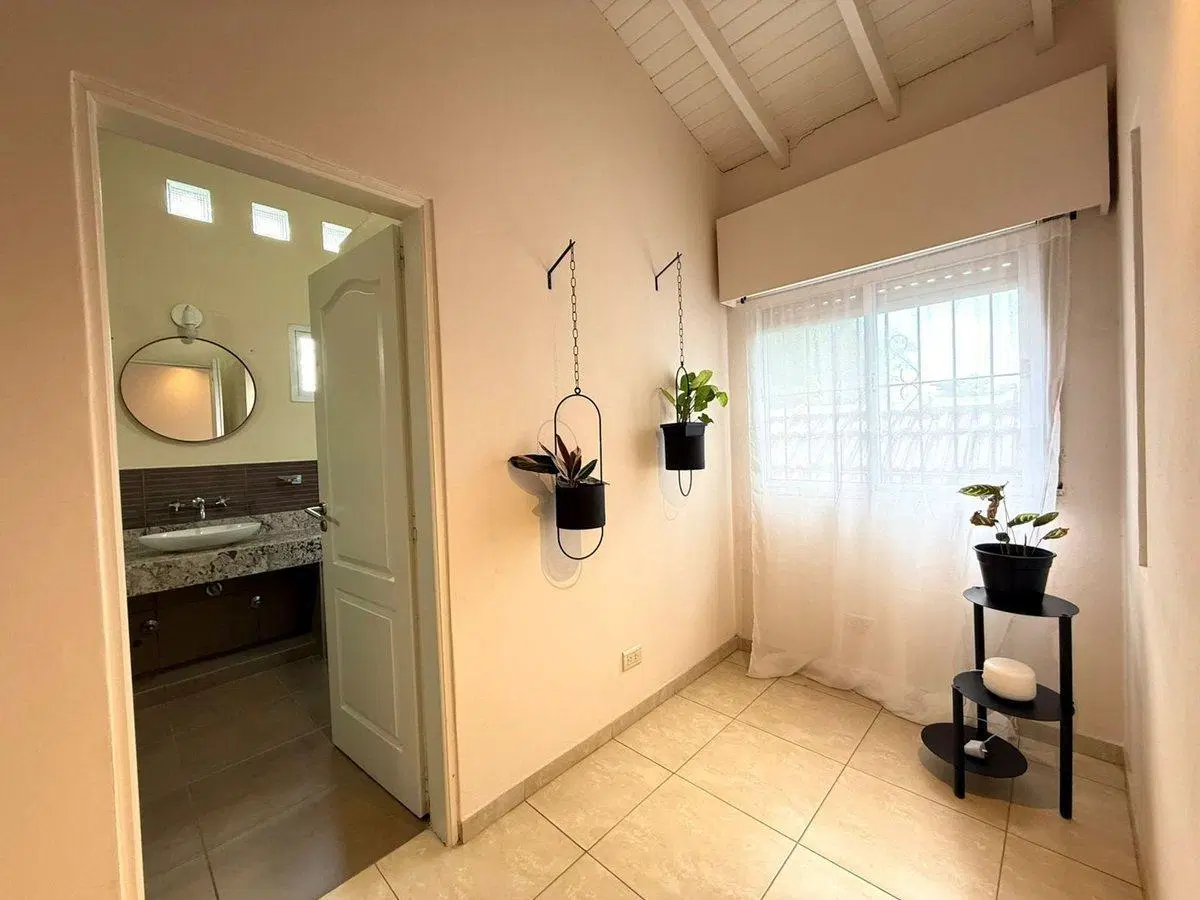 CASA 5 AMBIENTES VENTA JOSÉ C. PAZ CENTRO 3