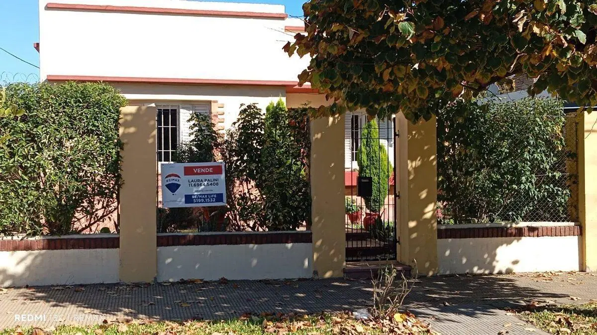 VENTA CASA 4 AMBIENTES JOSE C PAZ 5
