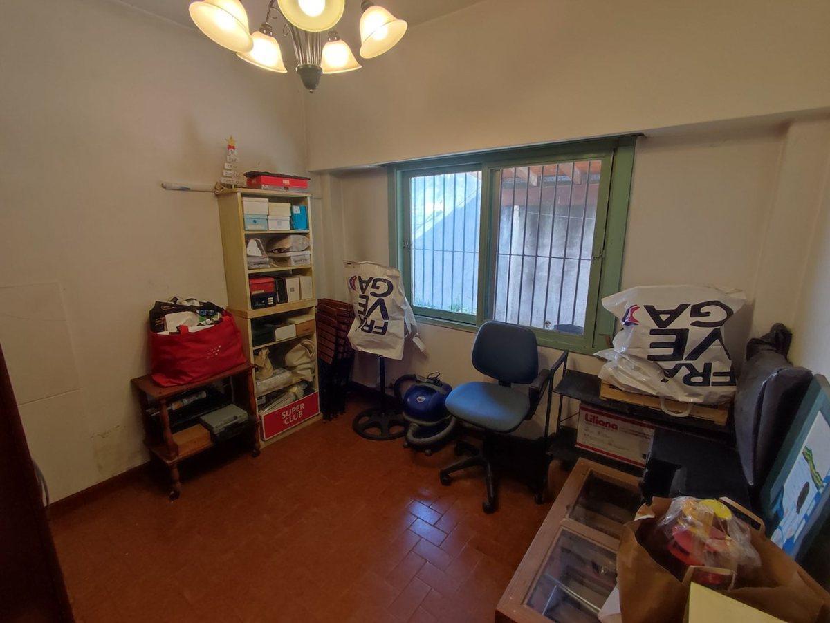 Foto de CASA 4 AMBIENTES VENTA BELLA VISTA-COCHERAS,JARDÍN, imagen 4