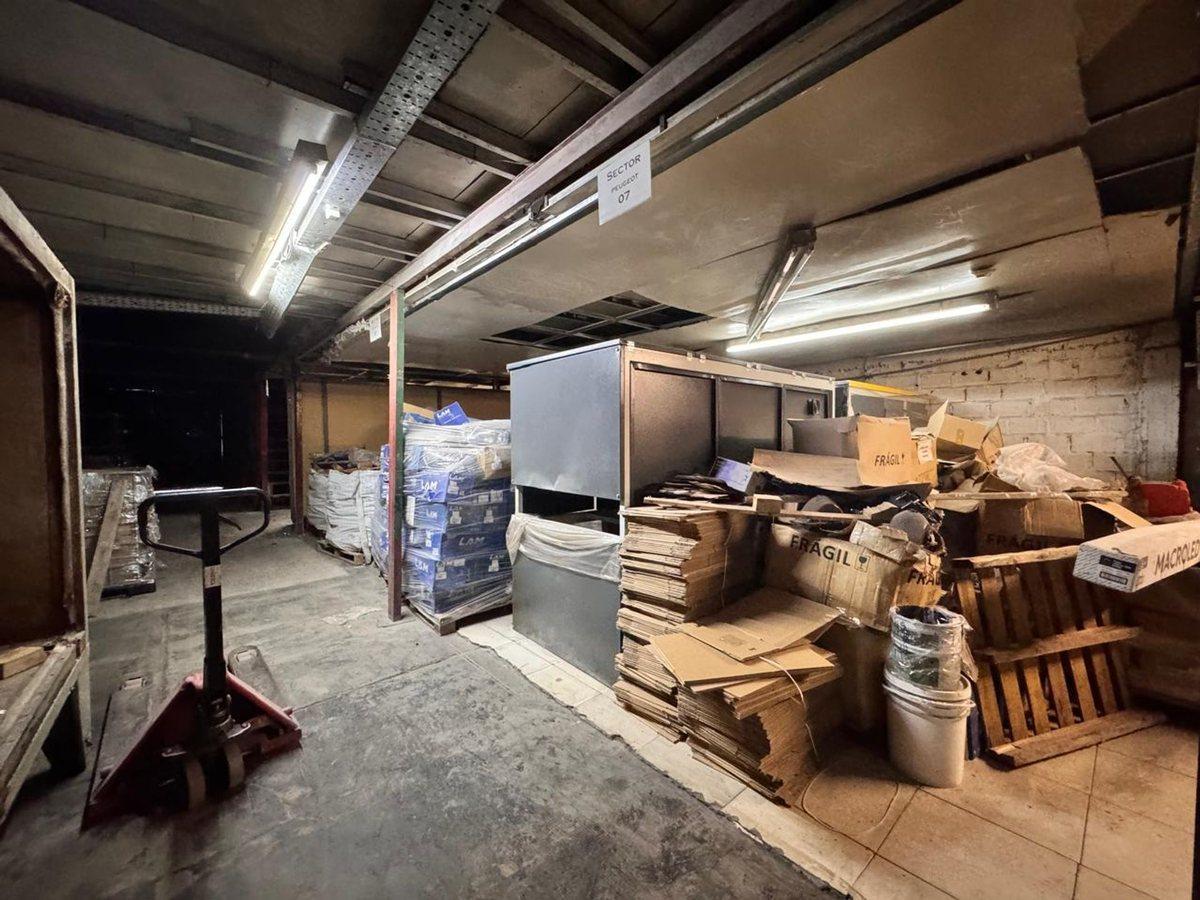 VENTA DEPOSITO GALPÓN CON VESTUARIOS ITUZAINGO