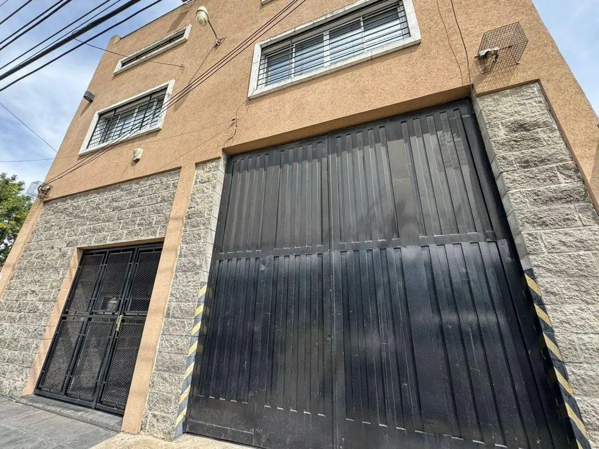 VENTA DEPOSITO CON OFICINAS MONTACARGA ITUZAINGO 4