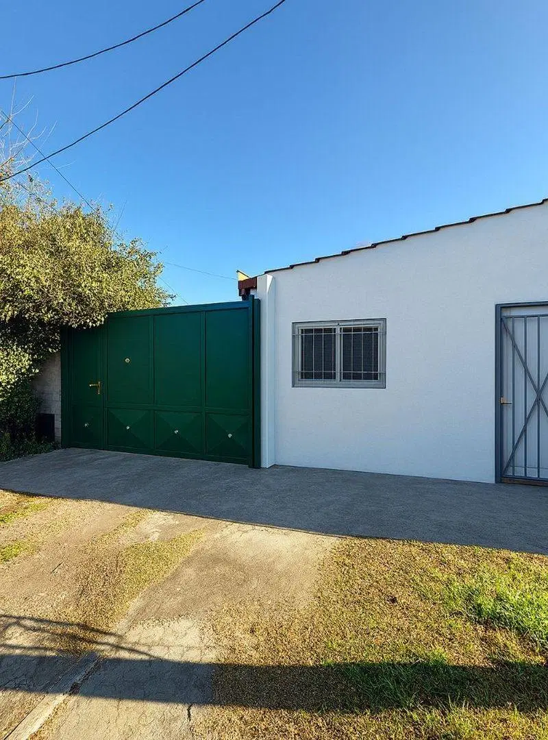 VENTA CASA 4 AMBIENTES + DPTO LOS POLVORINES 3