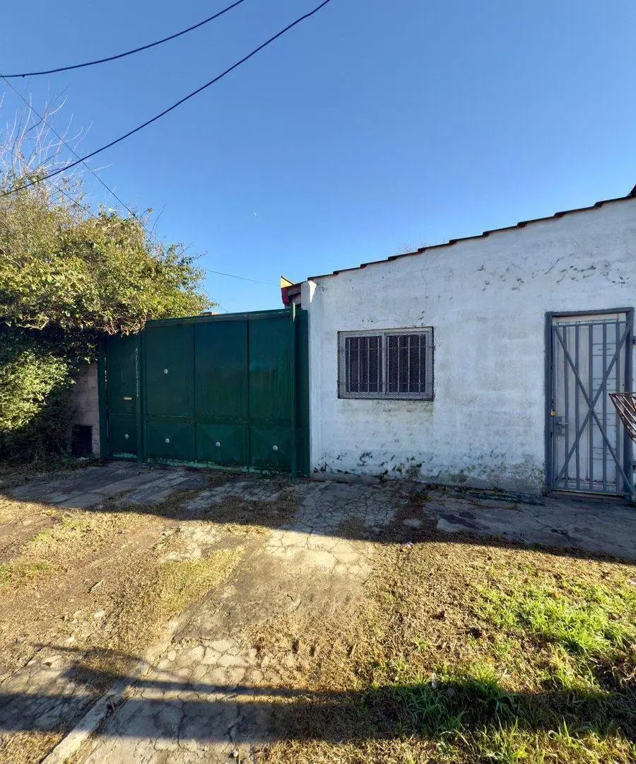 VENTA CASA 4 AMBIENTES + DPTO LOS POLVORINES 5