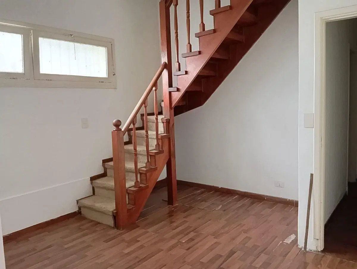 VENTA CASA 5 AMBIENTES BELLA VISTA 3