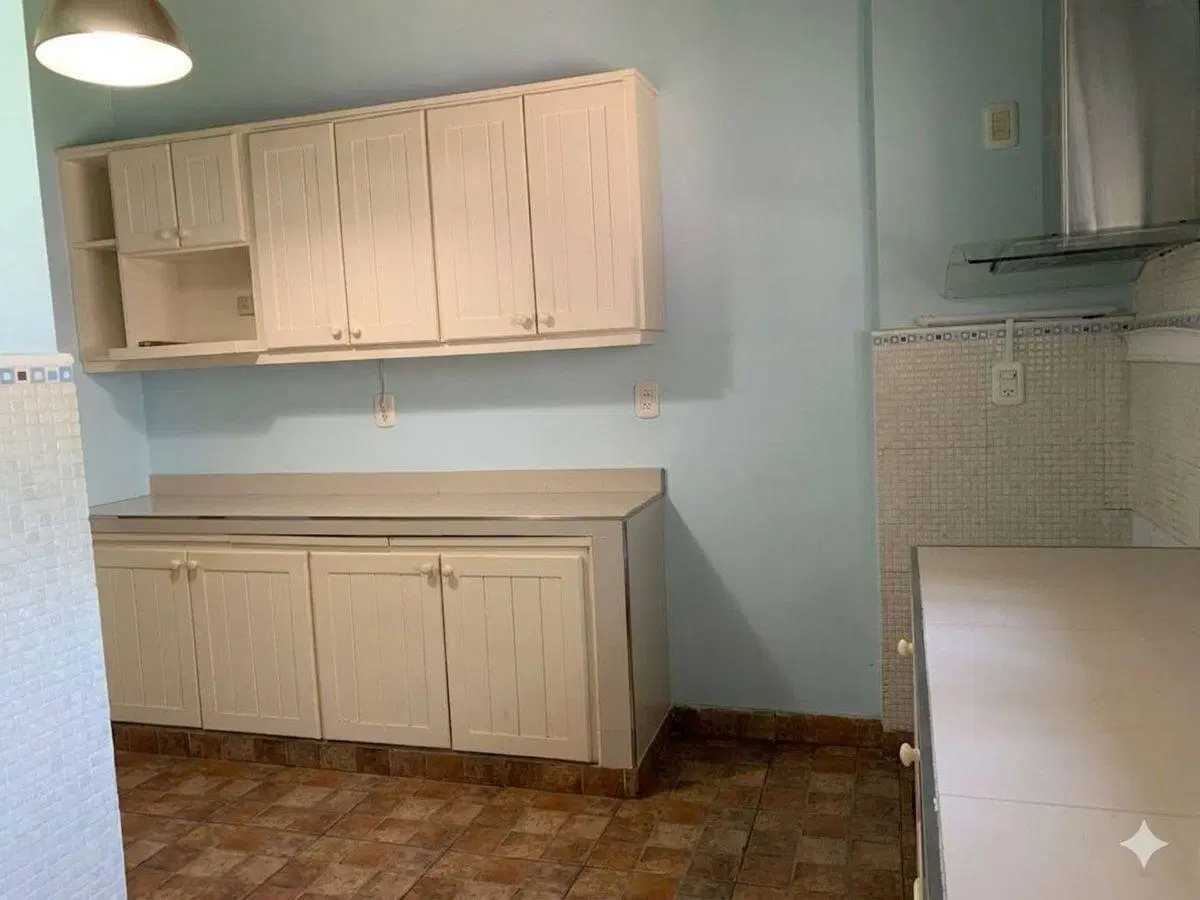 VENTA CASA 4 AMBIENTES EN DE VICENZO CHICO 4