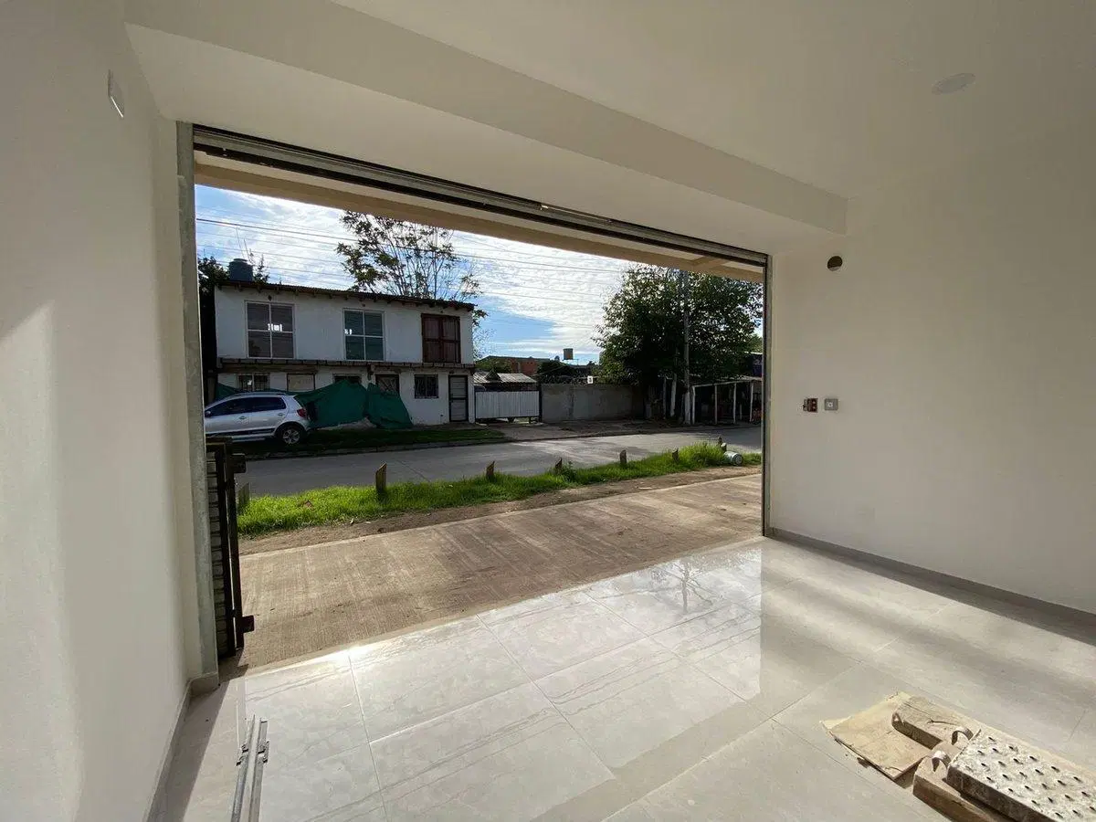 VENTA LOCAL MEDIO, PASO DEL REY, MORENO 2