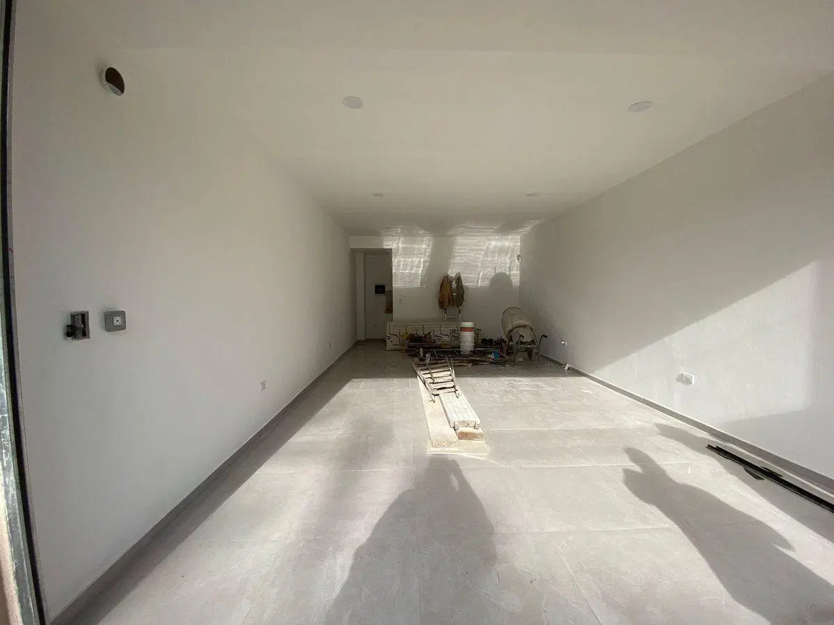 VENTA LOCAL MEDIO, PASO DEL REY, MORENO 3