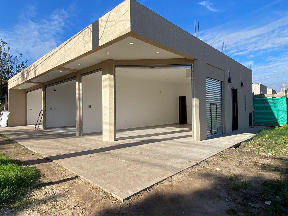 VENTA 3 LOCALES, PASO DEL REY, MORENO