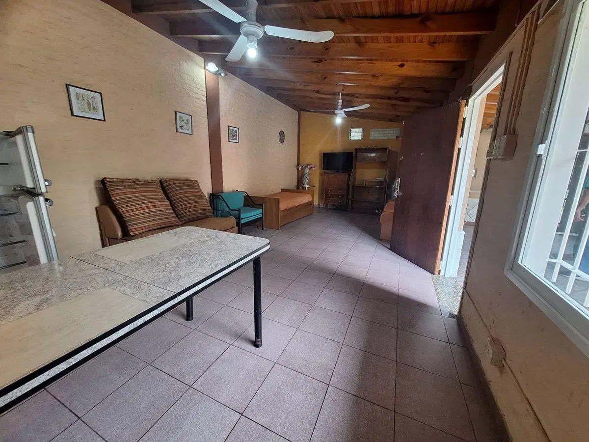 Venta  Quinta 1100 m2, casa quincho, pileta, Merlo 5